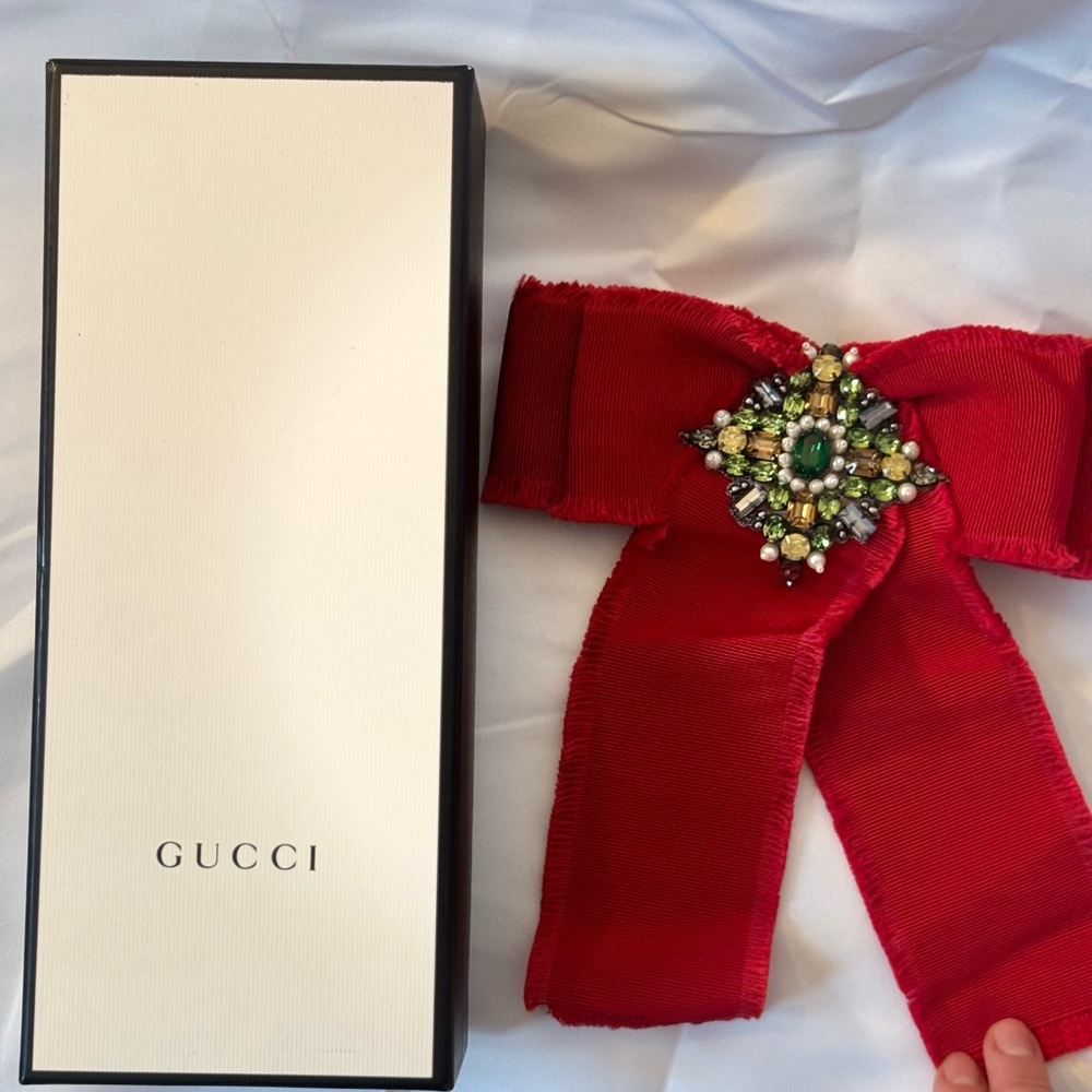 Gucci Crystal Red Bow with Embellished Brooch